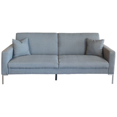Actual Studio | Sofá cama tapizado en tela color gris claro con dos cojines  y patas de metal